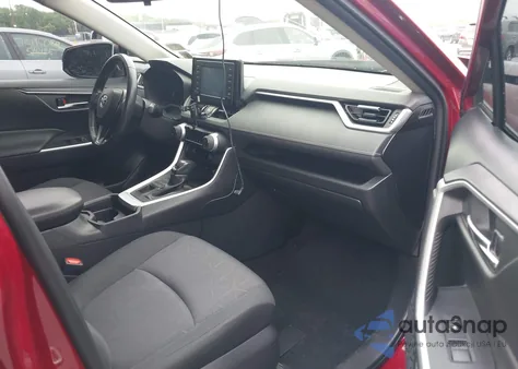 2019 Toyota Rav4 Xle z USA, uszkodzony, nr VIN JTMP1RFV5KD042503